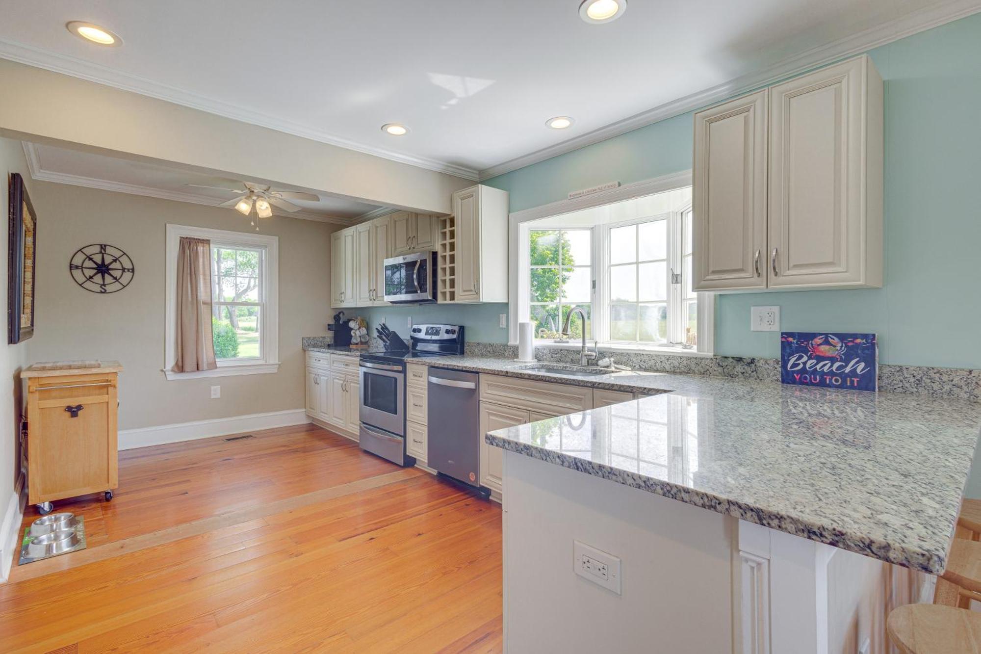 Updated Cape Charles Home About 2 Mi To Beachfront! Экстерьер фото