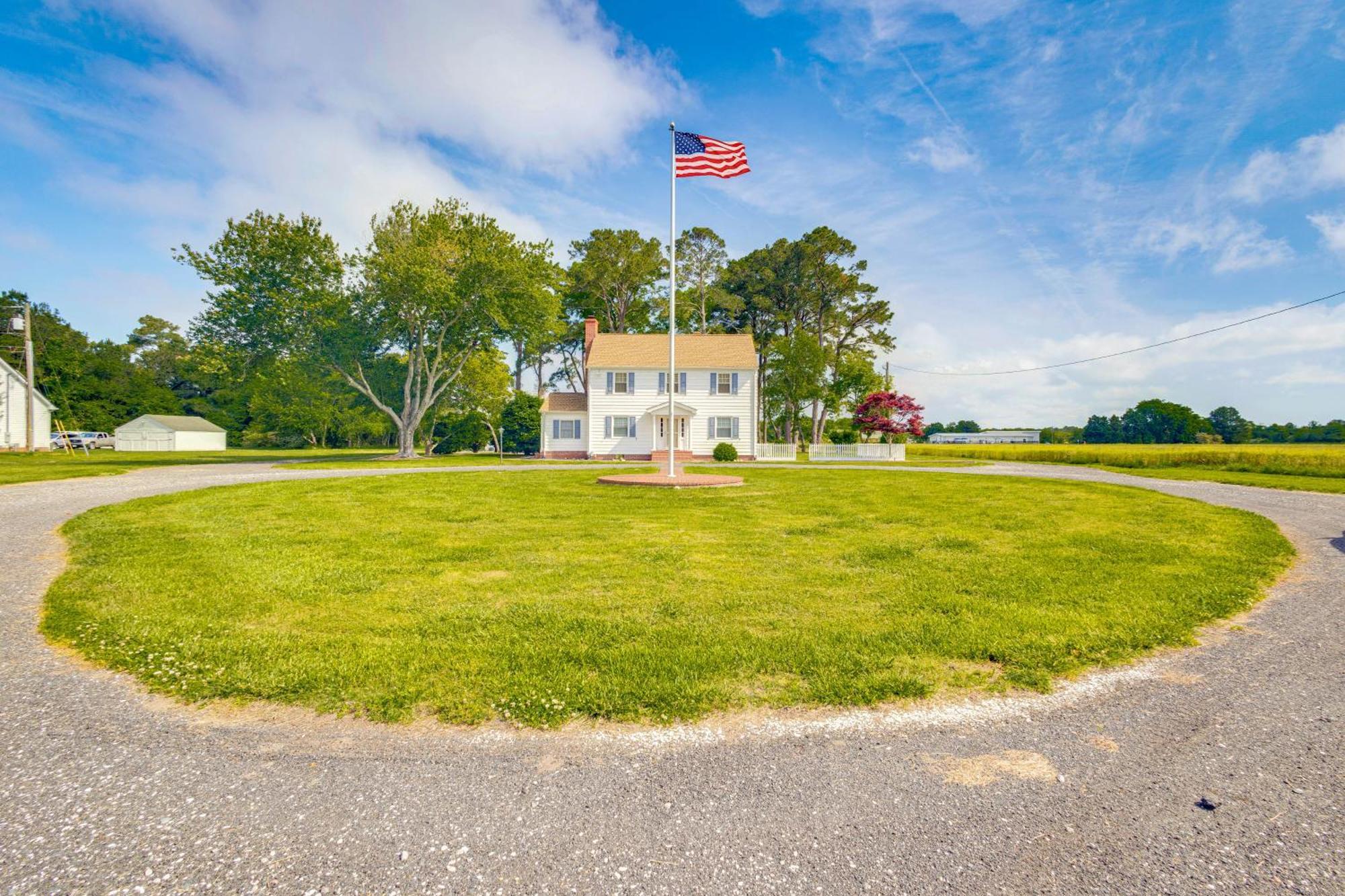 Updated Cape Charles Home About 2 Mi To Beachfront! Экстерьер фото